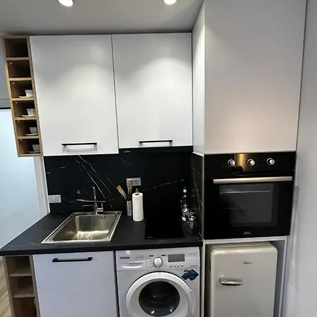 Alvi Appartement Tirana